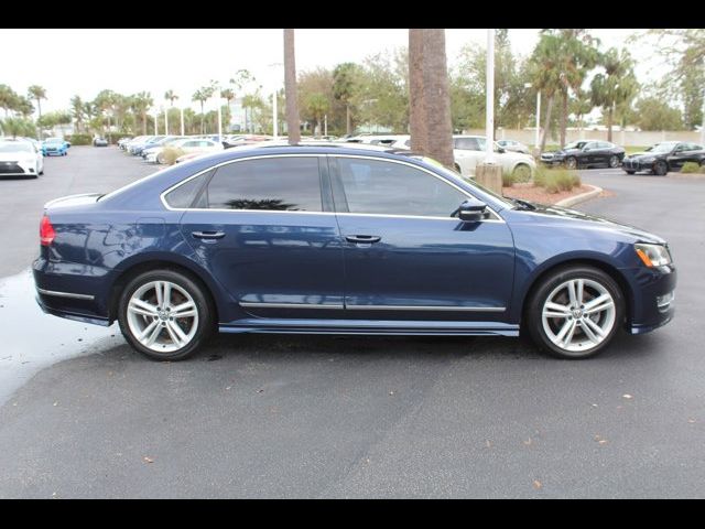 2015 Volkswagen Passat 3.6L V6 SEL Premium