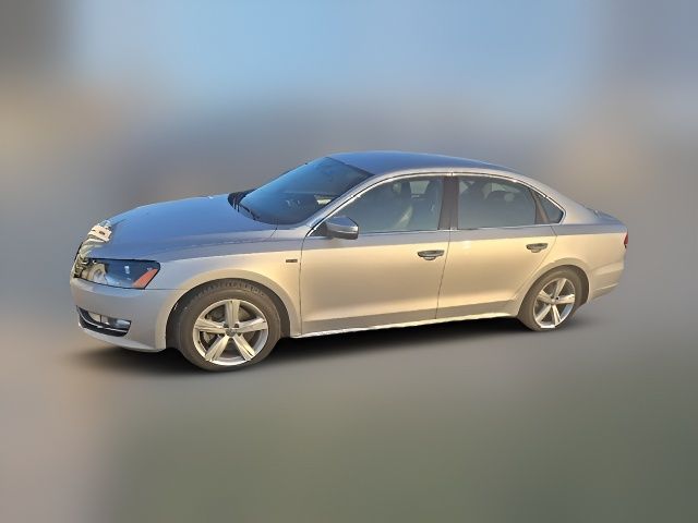 2015 Volkswagen Passat 1.8T Limited