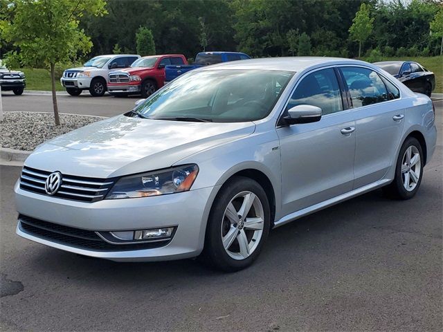 2015 Volkswagen Passat 1.8T Limited