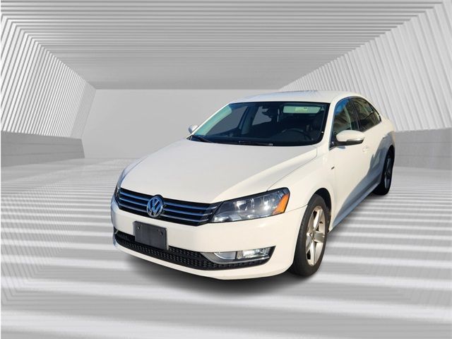 2015 Volkswagen Passat 1.8T Limited