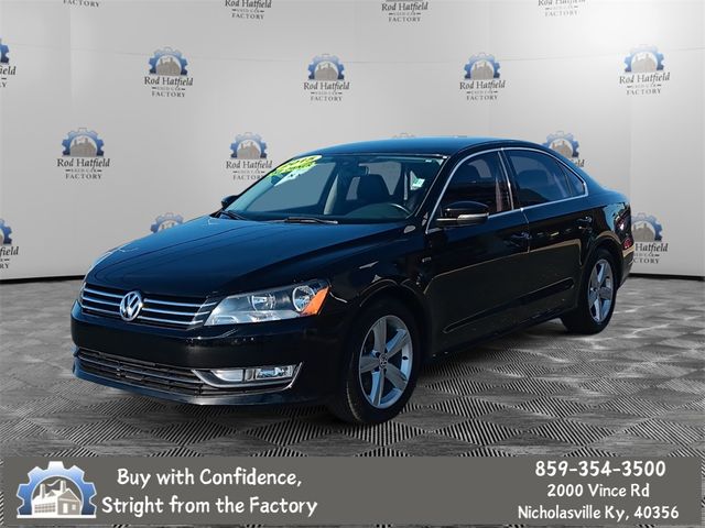 2015 Volkswagen Passat 1.8T Limited