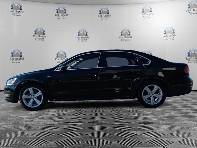 2015 Volkswagen Passat 1.8T Limited