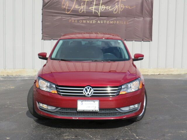 2015 Volkswagen Passat 1.8T Limited