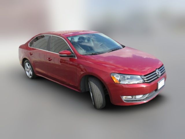 2015 Volkswagen Passat 1.8T Limited