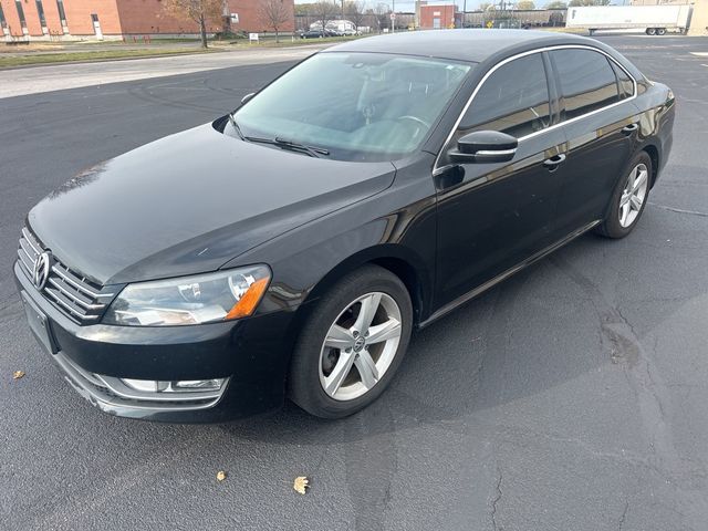 2015 Volkswagen Passat 1.8T Limited