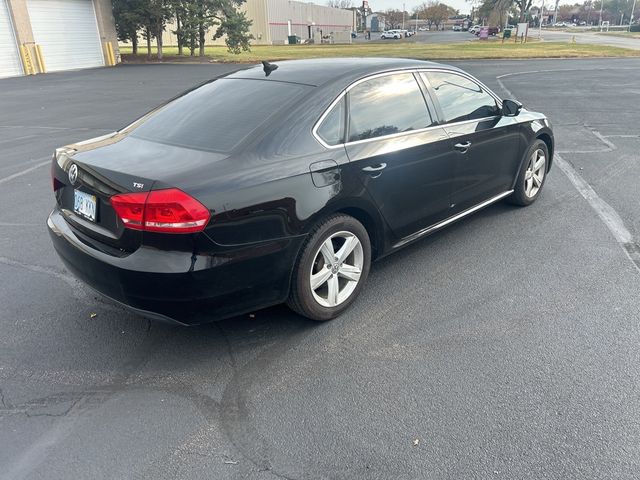 2015 Volkswagen Passat 1.8T Limited