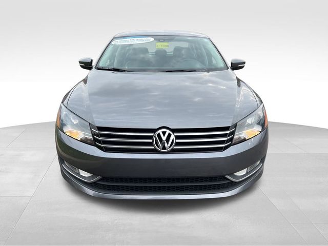 2015 Volkswagen Passat 1.8T Limited