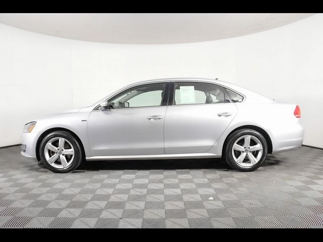 2015 Volkswagen Passat 1.8T Limited