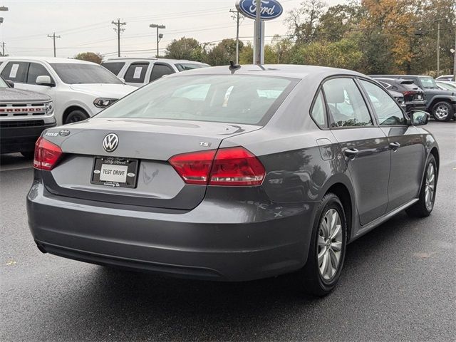 2015 Volkswagen Passat 1.8T Wolfsburg Edition