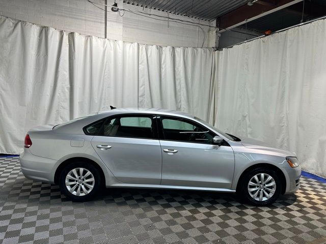 2015 Volkswagen Passat 1.8T Wolfsburg Edition