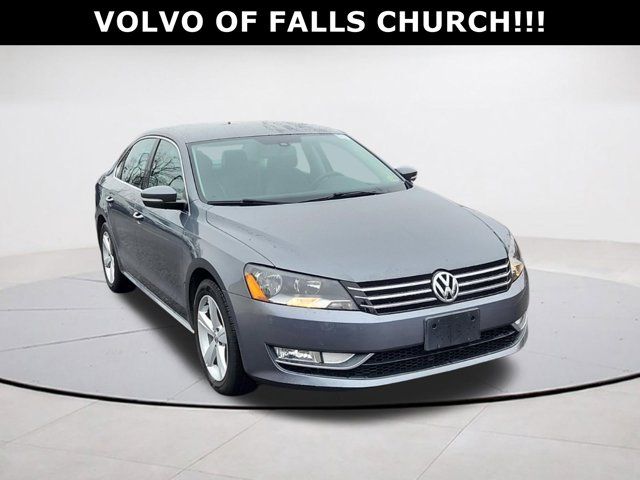 2015 Volkswagen Passat 1.8T Limited