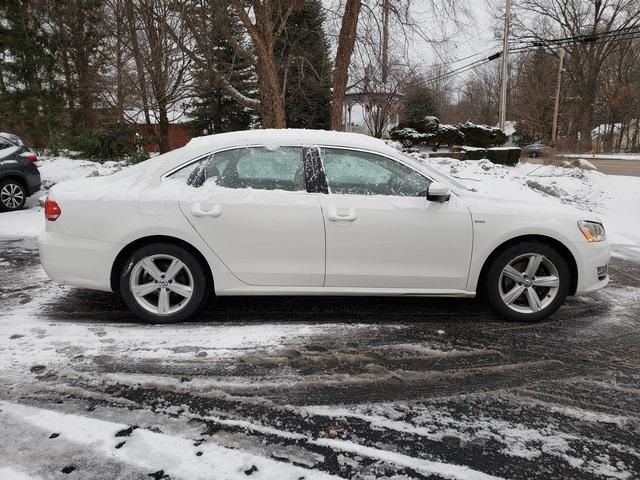 2015 Volkswagen Passat 1.8T Limited