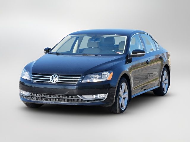 2015 Volkswagen Passat 1.8T Limited