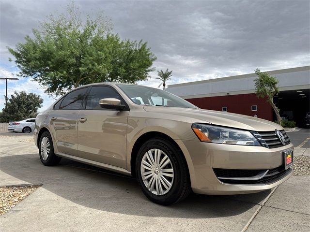 2015 Volkswagen Passat 1.8T S