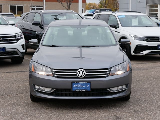 2015 Volkswagen Passat 1.8T Limited