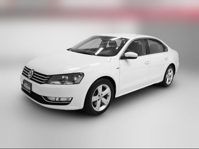 2015 Volkswagen Passat 1.8T Limited