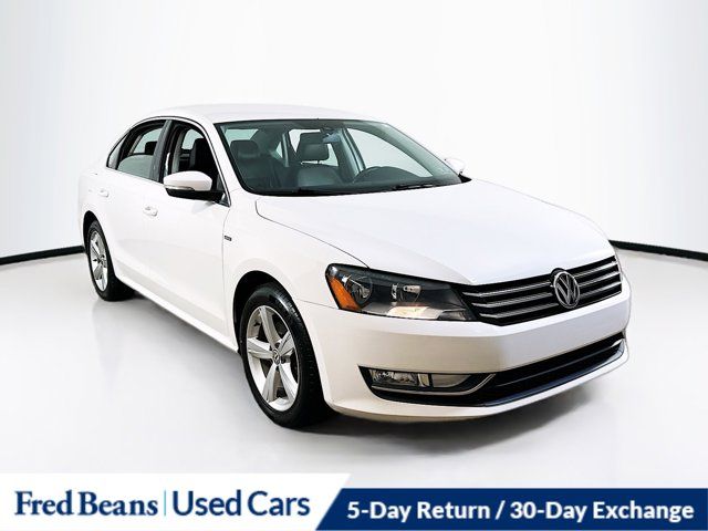 2015 Volkswagen Passat 1.8T Limited