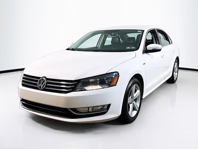 2015 Volkswagen Passat 1.8T Limited