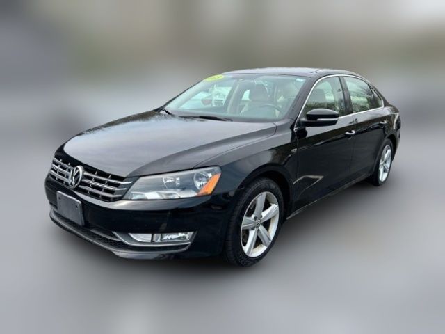2015 Volkswagen Passat 1.8T Limited