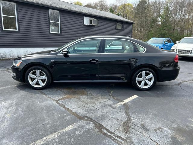 2015 Volkswagen Passat 1.8T Limited
