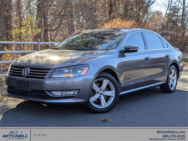 2015 Volkswagen Passat 1.8T Limited