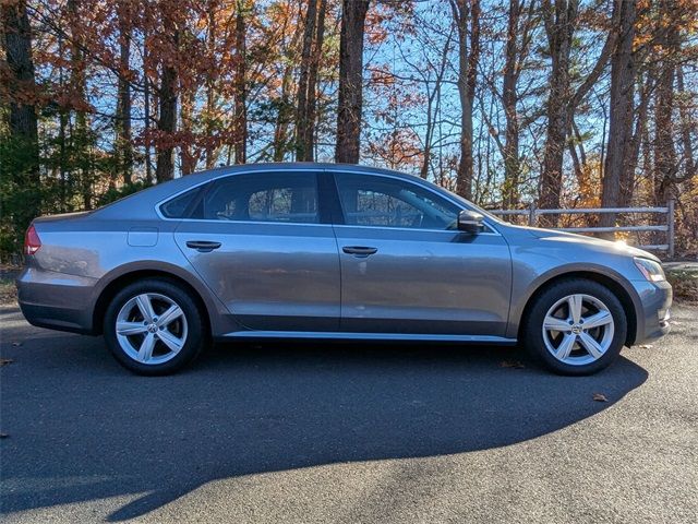 2015 Volkswagen Passat 1.8T Limited