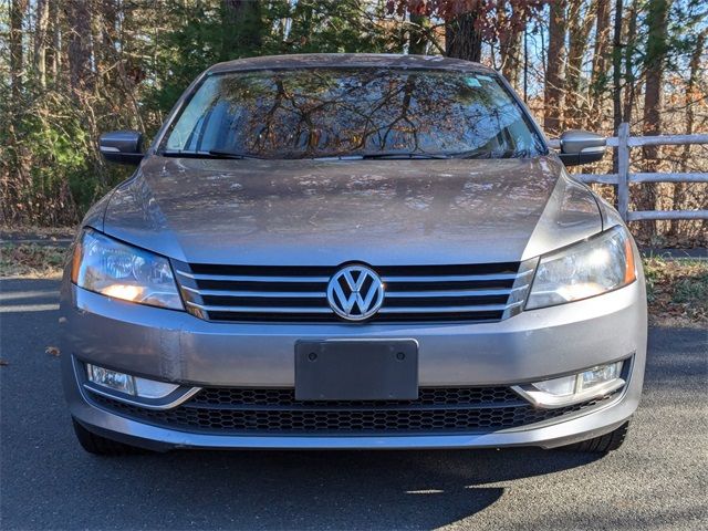 2015 Volkswagen Passat 1.8T Limited