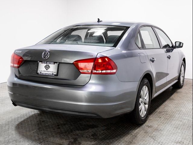 2015 Volkswagen Passat 1.8T Wolfsburg Edition