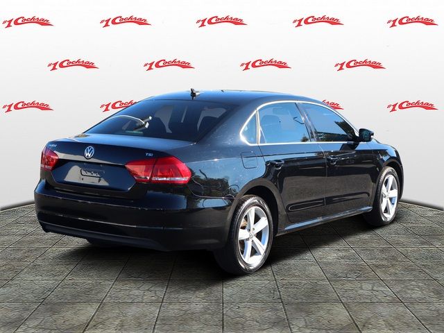 2015 Volkswagen Passat 1.8T Limited