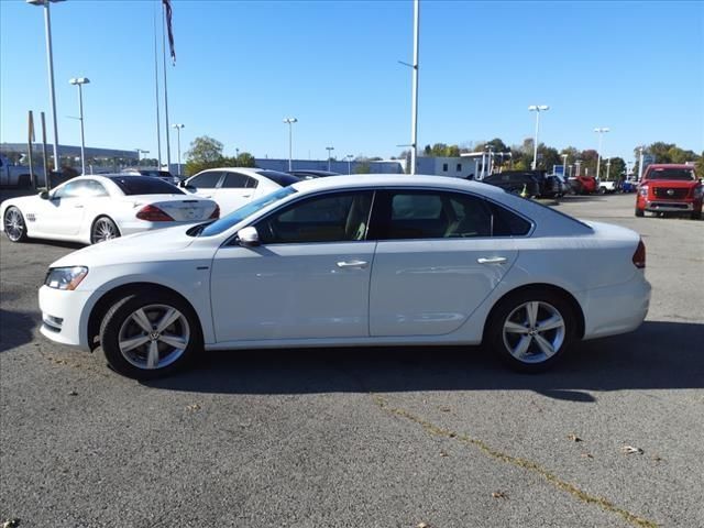 2015 Volkswagen Passat 1.8T Limited