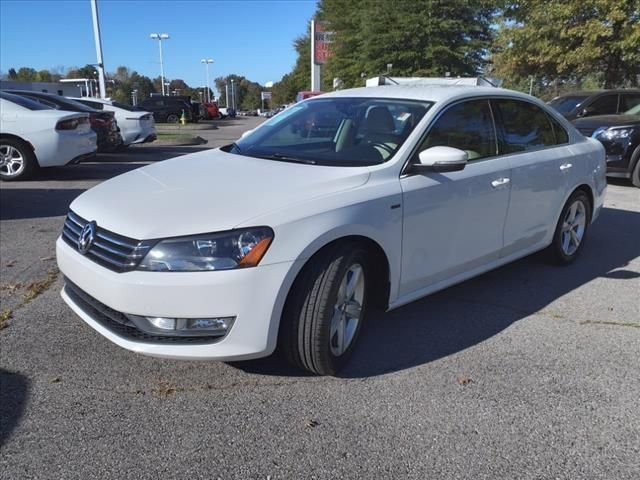 2015 Volkswagen Passat 1.8T Limited