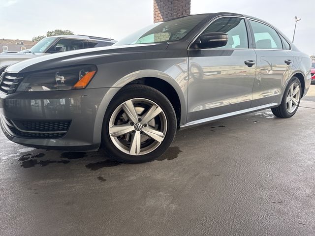 2015 Volkswagen Passat 1.8T SE