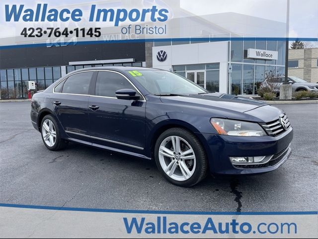 2015 Volkswagen Passat 1.8T SE Navigation