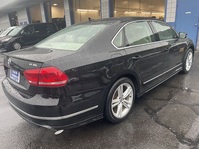 2015 Volkswagen Passat 3.6L V6 SEL Premium