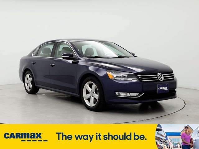 2015 Volkswagen Passat 1.8T Limited