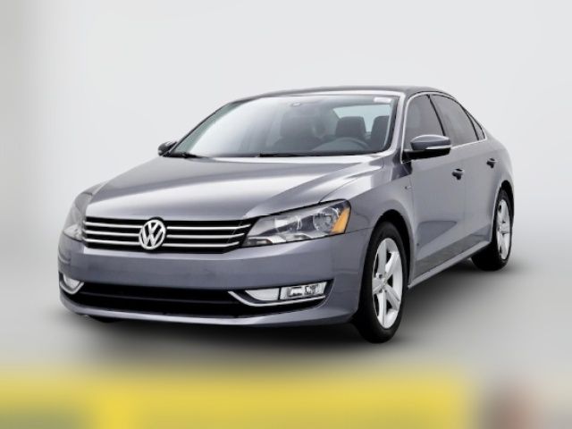 2015 Volkswagen Passat 1.8T Limited