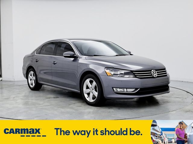 2015 Volkswagen Passat 1.8T Limited