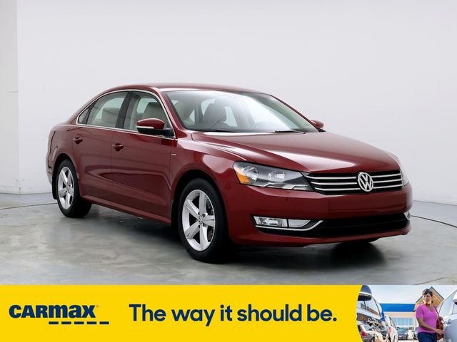 2015 Volkswagen Passat 1.8T Limited