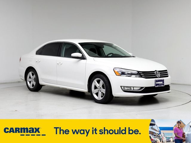 2015 Volkswagen Passat 1.8T Limited