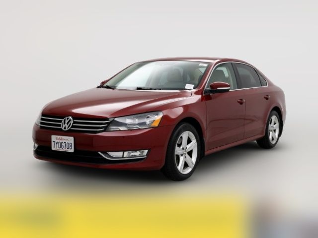 2015 Volkswagen Passat 1.8T Limited