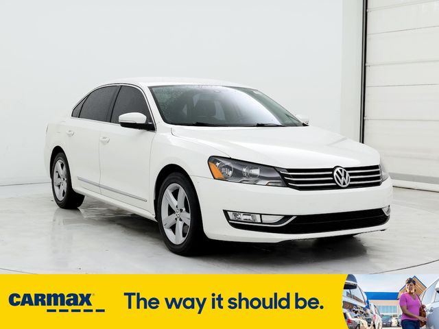 2015 Volkswagen Passat 1.8T Limited