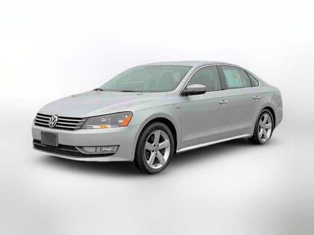 2015 Volkswagen Passat 1.8T Limited