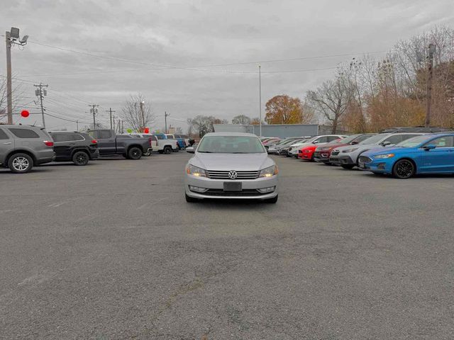 2015 Volkswagen Passat 1.8T Limited