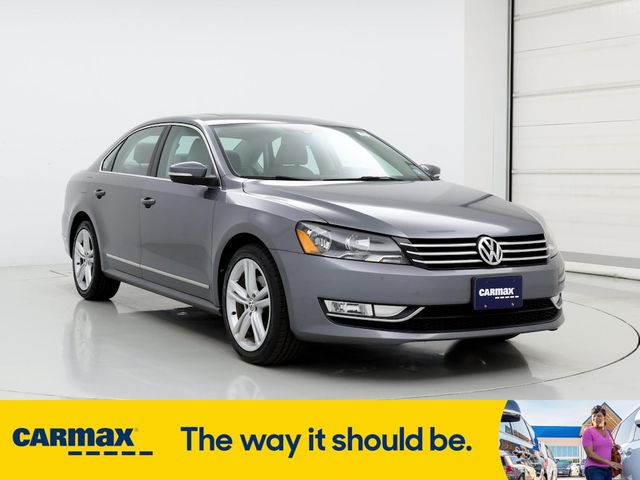 2015 Volkswagen Passat 1.8T SE Navigation