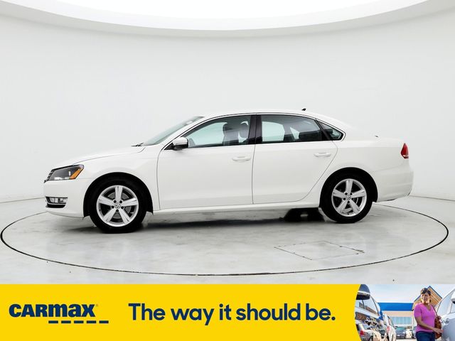 2015 Volkswagen Passat 1.8T Limited