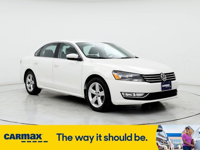 2015 Volkswagen Passat 1.8T Limited