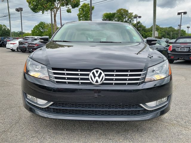 2015 Volkswagen Passat 1.8T SEL Premium