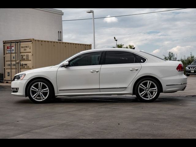 2015 Volkswagen Passat 1.8T SEL Premium