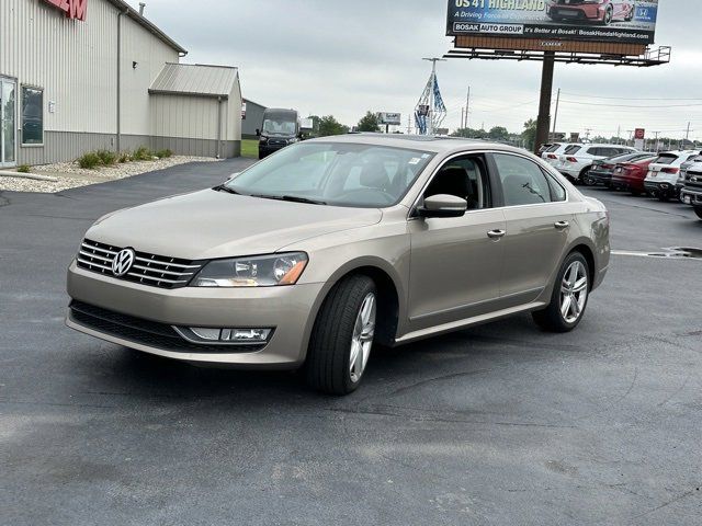 2015 Volkswagen Passat 1.8T SEL Premium