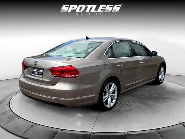 2015 Volkswagen Passat 1.8T SE Navigation